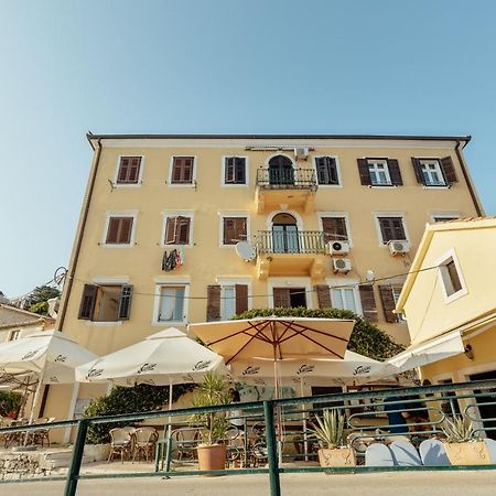 City Port Apartment ヘルツェグ・ノヴィ エクステリア 写真